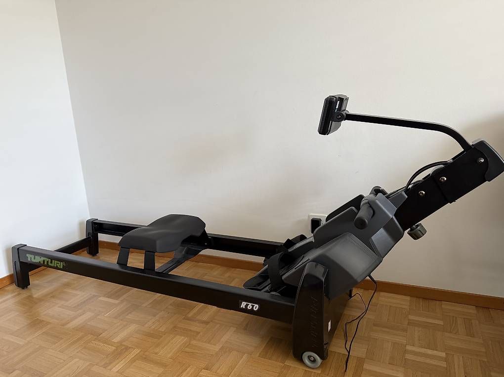 Hometrainer: Vogatore professionale TUNTURI R60 Rower – Usato da Massagno venduto da mar_htl6 4