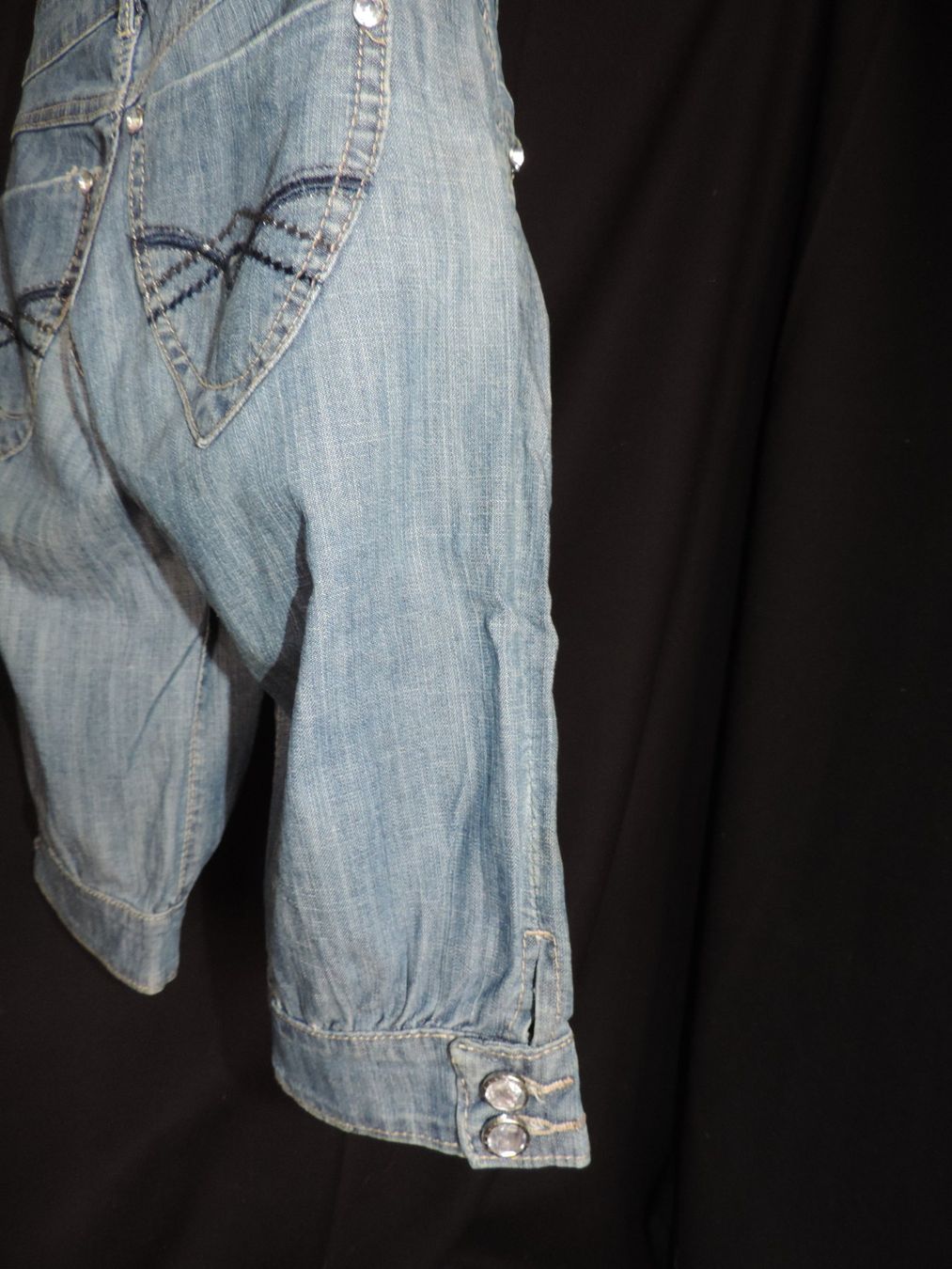 Jeans: corsaire jeans bleu à brillant – D'occasion à Genève par Axelle333 9