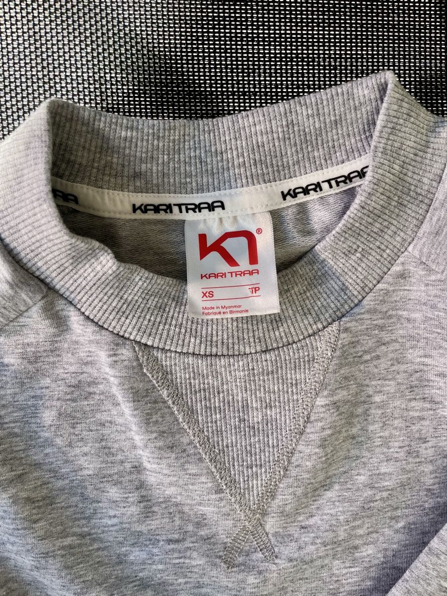 Maglioni & Felpe: Kari Traa Trainer Sport hell grau – Usato da Schiers venduto da freude07 1
