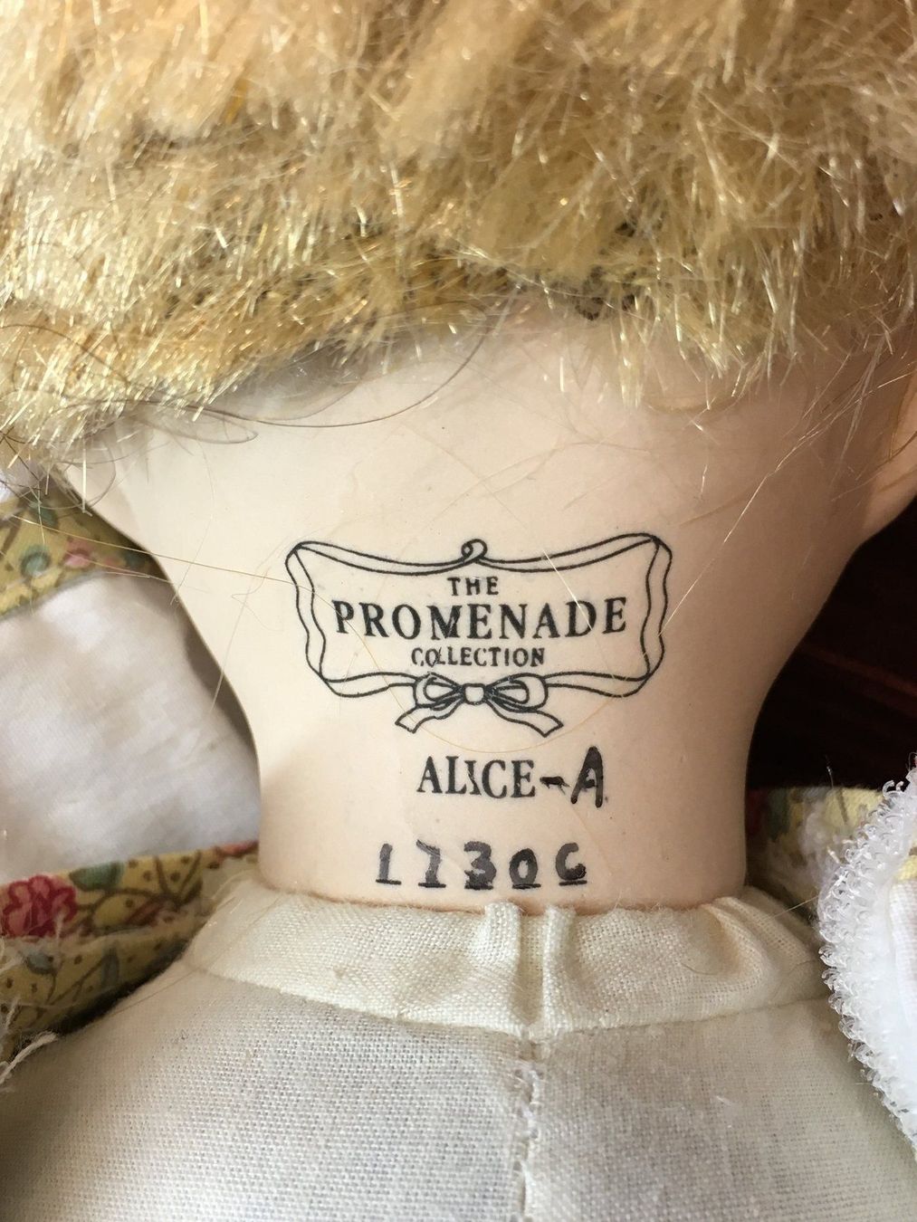 Bambole: Künstlerpuppe "The Promenade Collection" – Usato da Schaffhausen venduto da sparzone 4