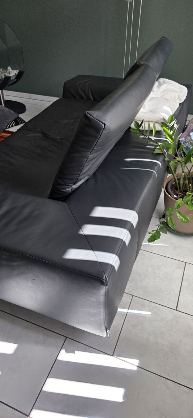 Divani: Bullfrog Ledersofa, schwarz, echtes Leder – Difettoso da Basel venduto da Reto114 3