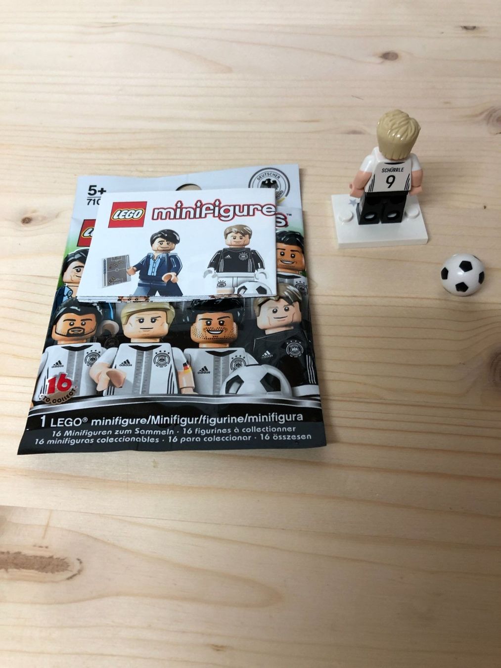 Lego Giocattoli: Lego DFB 71014  André Schürrle (No.9) – Nuovo (secondo la descrizione) da Lobsigen venduto da lord_drizzt78 1