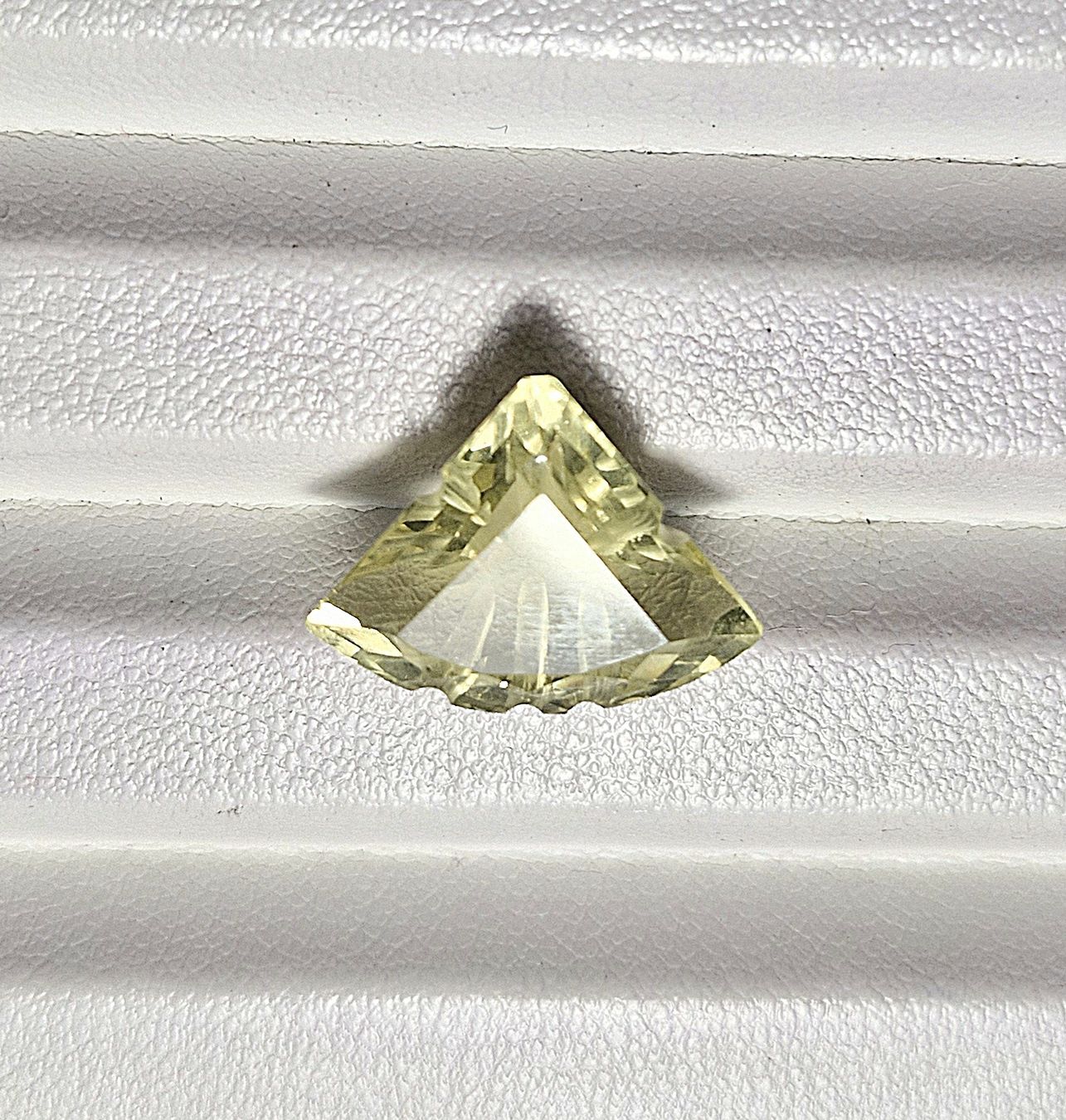 Edelsteine: Citrin 8.78ct. – Neu und originalverpackt aus Zürich von GOS08 5