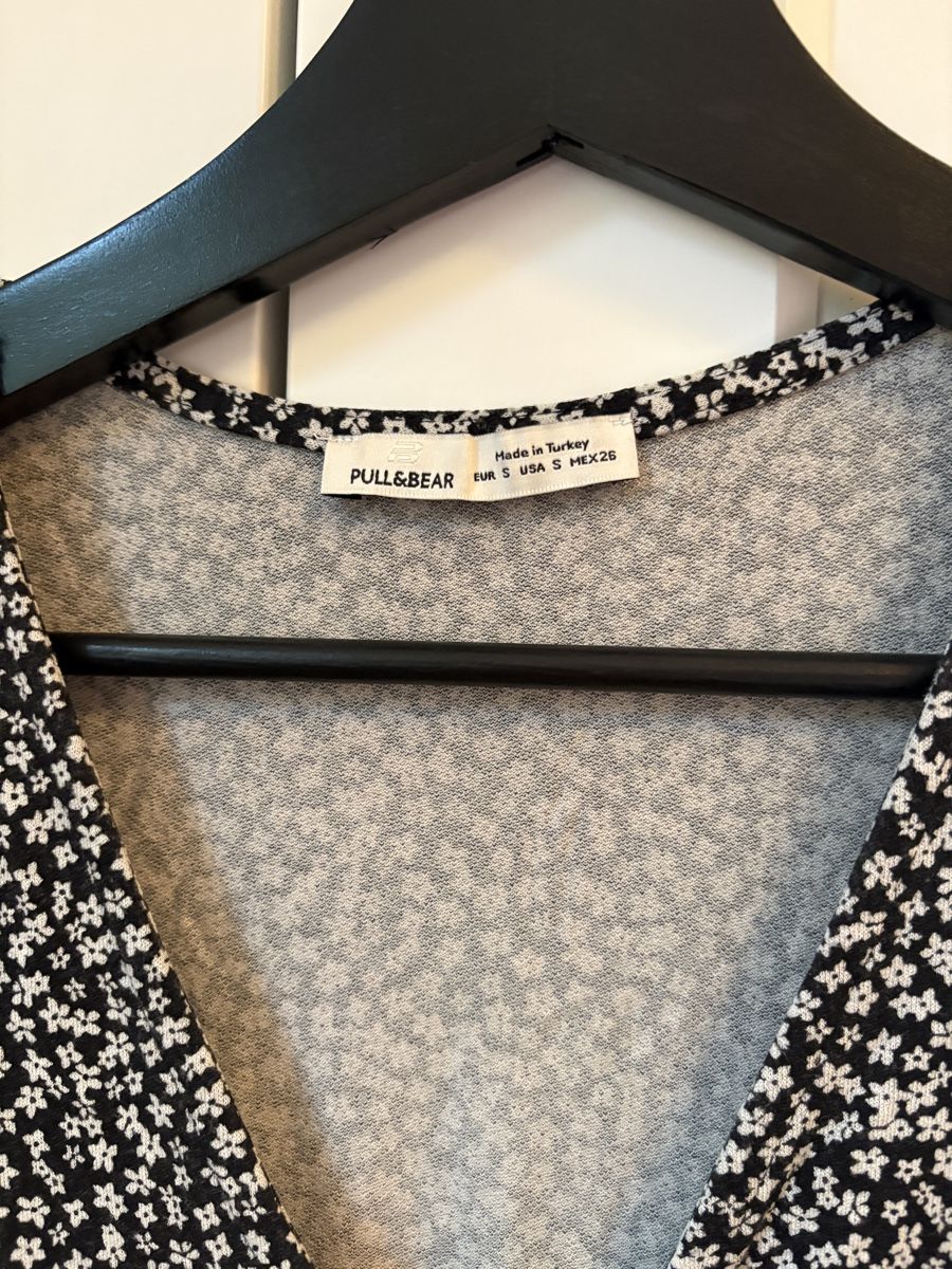Pull&Bear Kleider: Pull & Bear Kleid Schwarz Gr. S – Gebraucht aus Luzern von poe_5fml 1