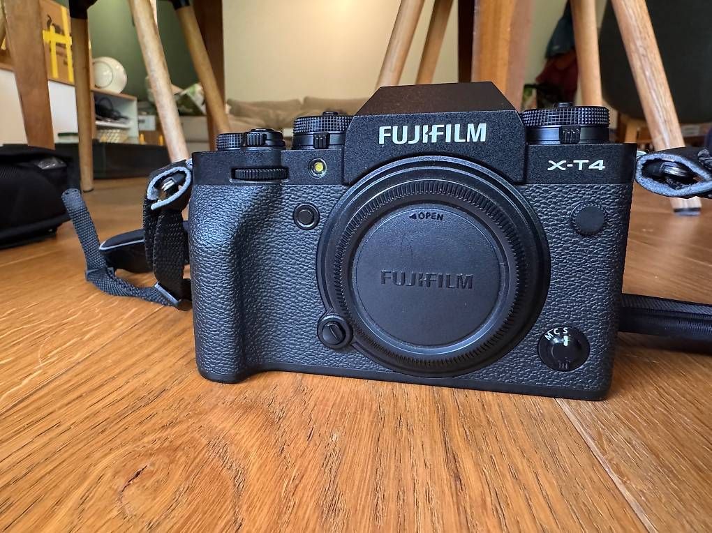 Fotocamera: Fujifilm x-t4 – Usato da Grand-Lancy venduto da Magali.fischer