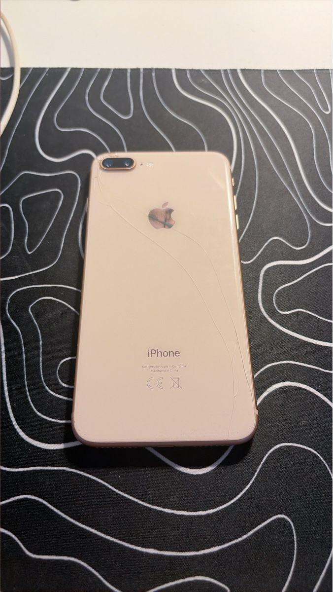 Apple Telefoni cellulari / Smartphones: iPhone 8 Plus 256GB Rose Gold – Usato da Marly venduto da snm_ry85