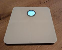 fitbit Aria 2 Smarte Körperwaage (WLAN, Körperfett, BMI)