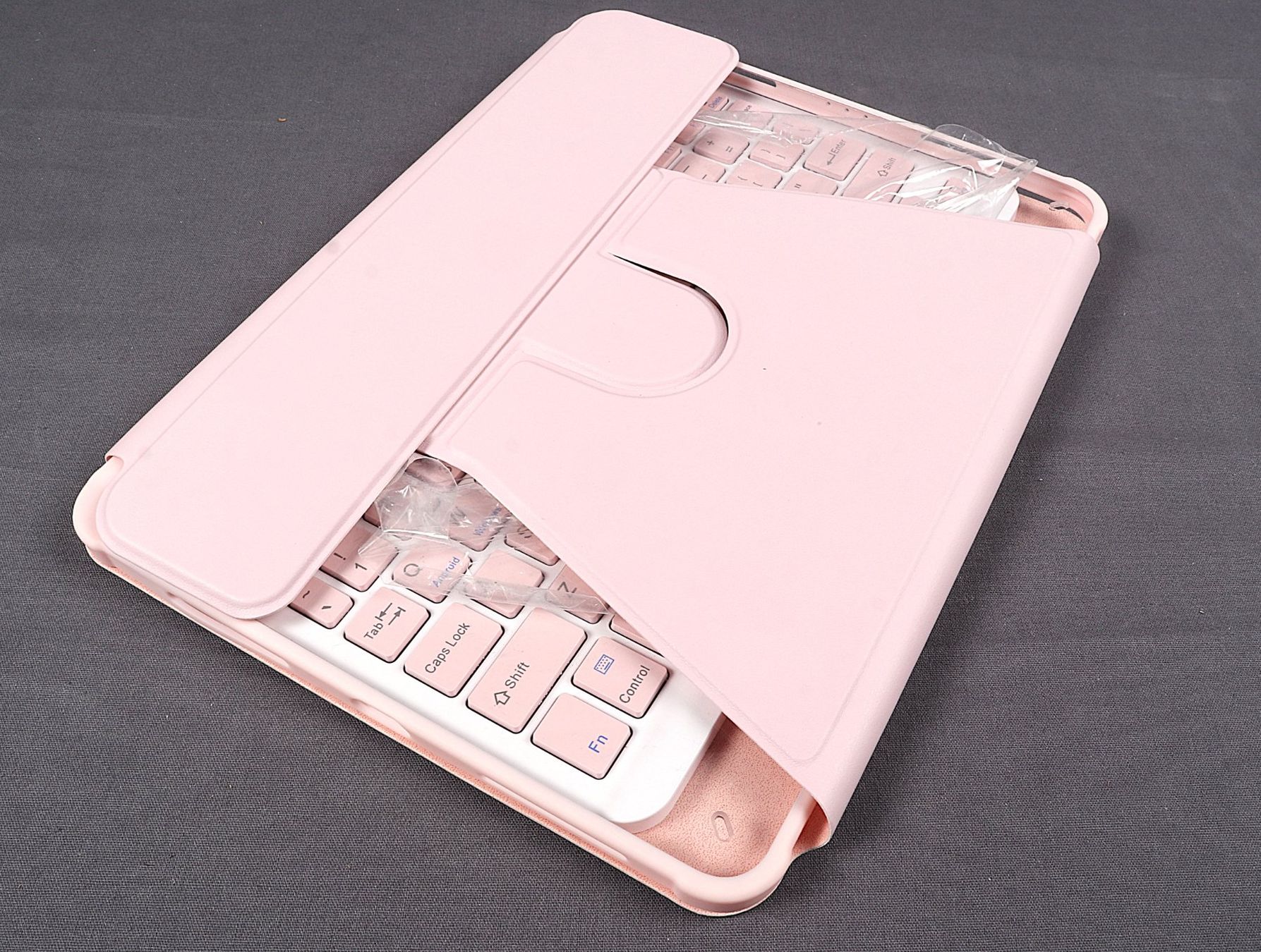 Apple Covers & Taschen: iPad 10.2" Klapphülle mit Tastatur – Gebraucht aus Steinen von Restwert_Steinen