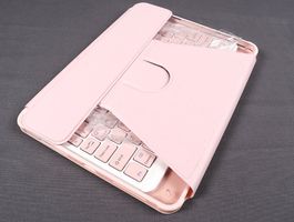 iPad 10.2" Klapphülle mit Tastatur