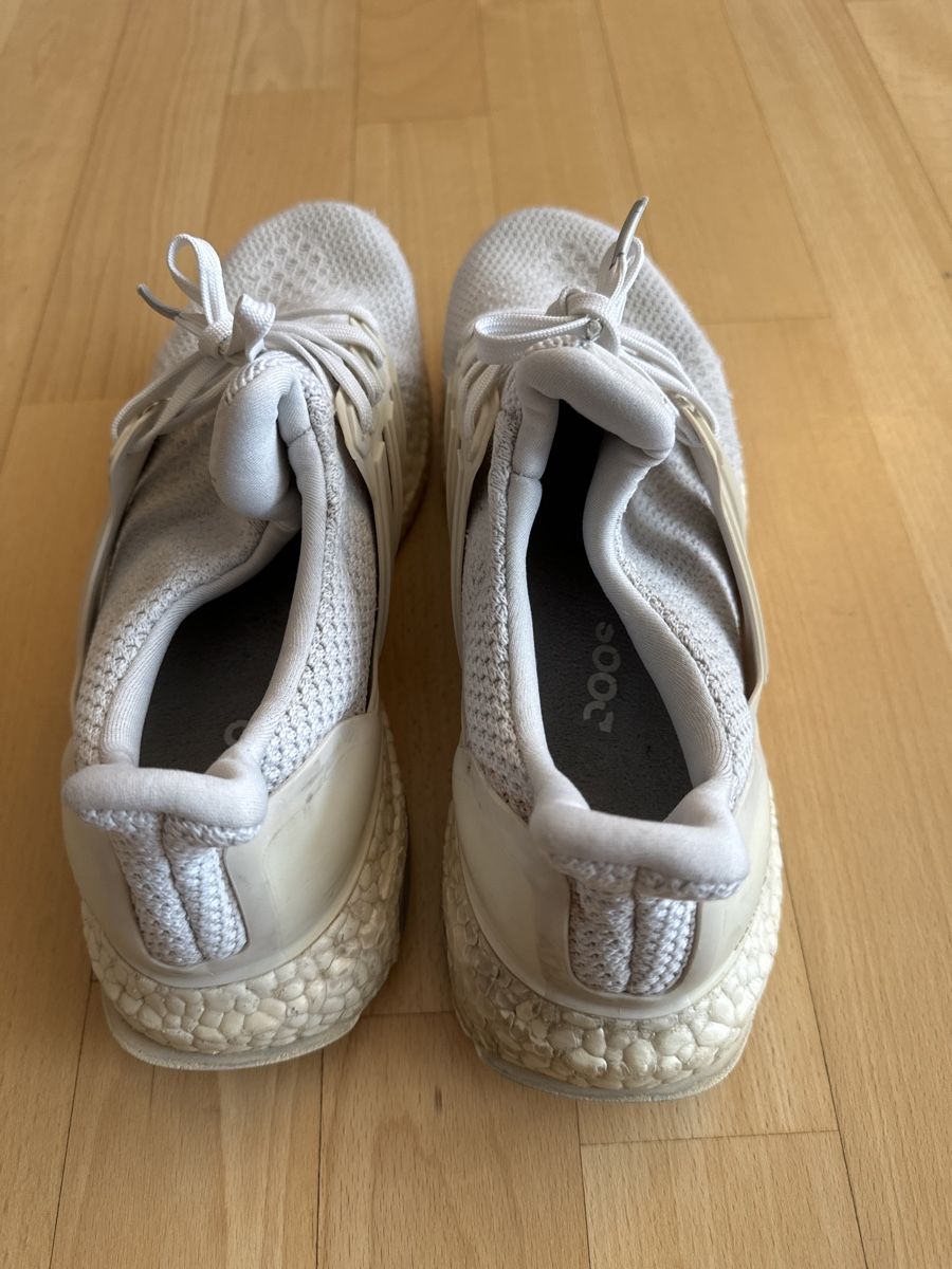 Scarpe da uomo: Adidas Ultra Boost, Gr. 42 2/3 weiss – Usato da Abtwil SG venduto da ale2002 1