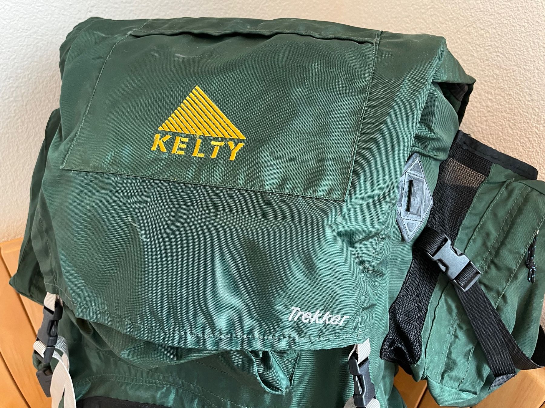 Zaini: Rucksack Kelty Model Trekker Grün – Usato da St. Pelagiberg venduto da 1MagicMoment 7