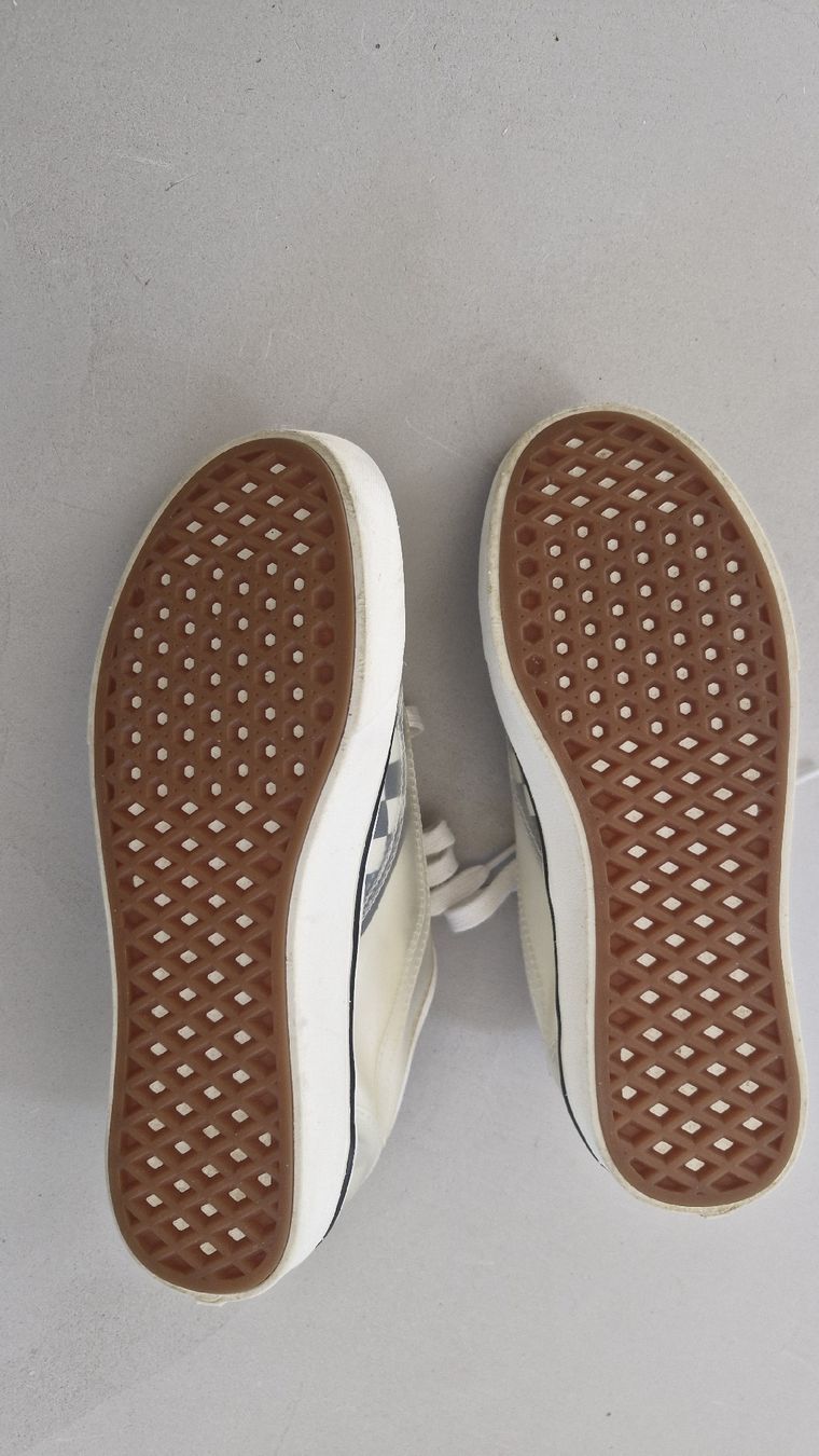 Vans Chaussures hommes: Vans ComfyCush Slip Skool 'Checkerboard White', Gr. 39 – D'occasion à Allschwil par nel_cbk8 2