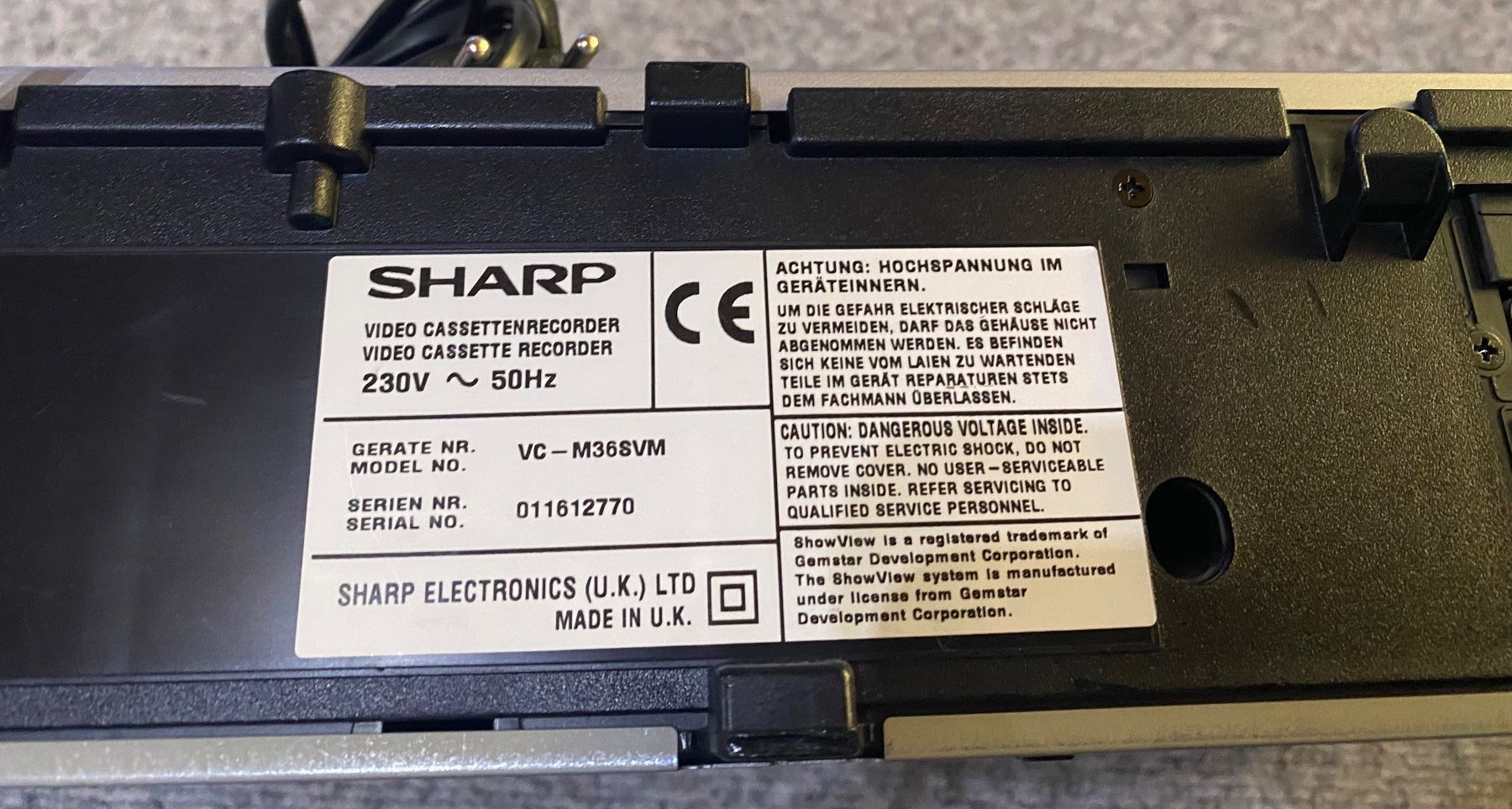 Sharp Registratori: SHARP VIDEO CASSETTENRECORDER – Usato da Appenzell venduto da Sonnschein_ 4