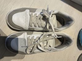 Champion Sneaker, Gr. 41, Weiss/Grau - Top Zustand!