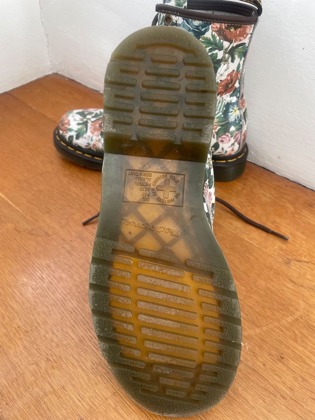 Dr. Martens Damenschuhe: Dr. Martens, Blumenmuster, 38 – Neu (gemäss Beschreibung) aus Zürich von san_z75z 2