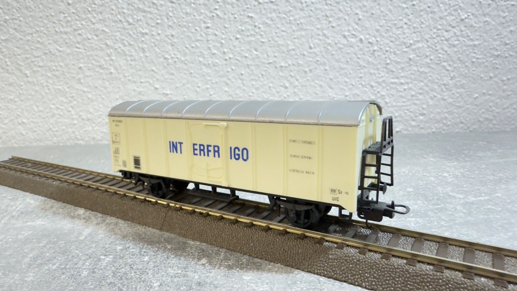 Liliput Modelleisenbahnen: Liliput oder Lima Kühlwagen H0 / DC – Gebraucht aus Windlach von Kelebra 5