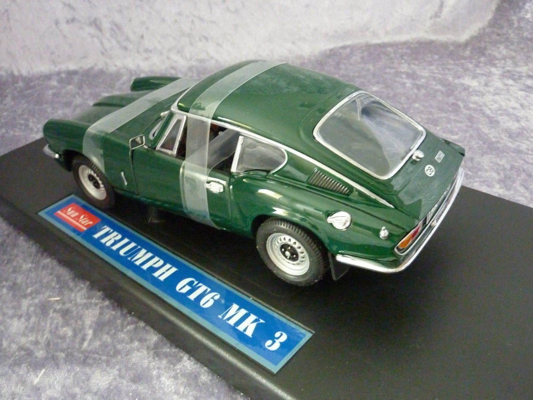 Triumph Modellini d'auto: Triumph GT6 Mk3  1:18 – Nuovo e nell'imballaggio originale da Dürrenäsch venduto da modellautos4you 2