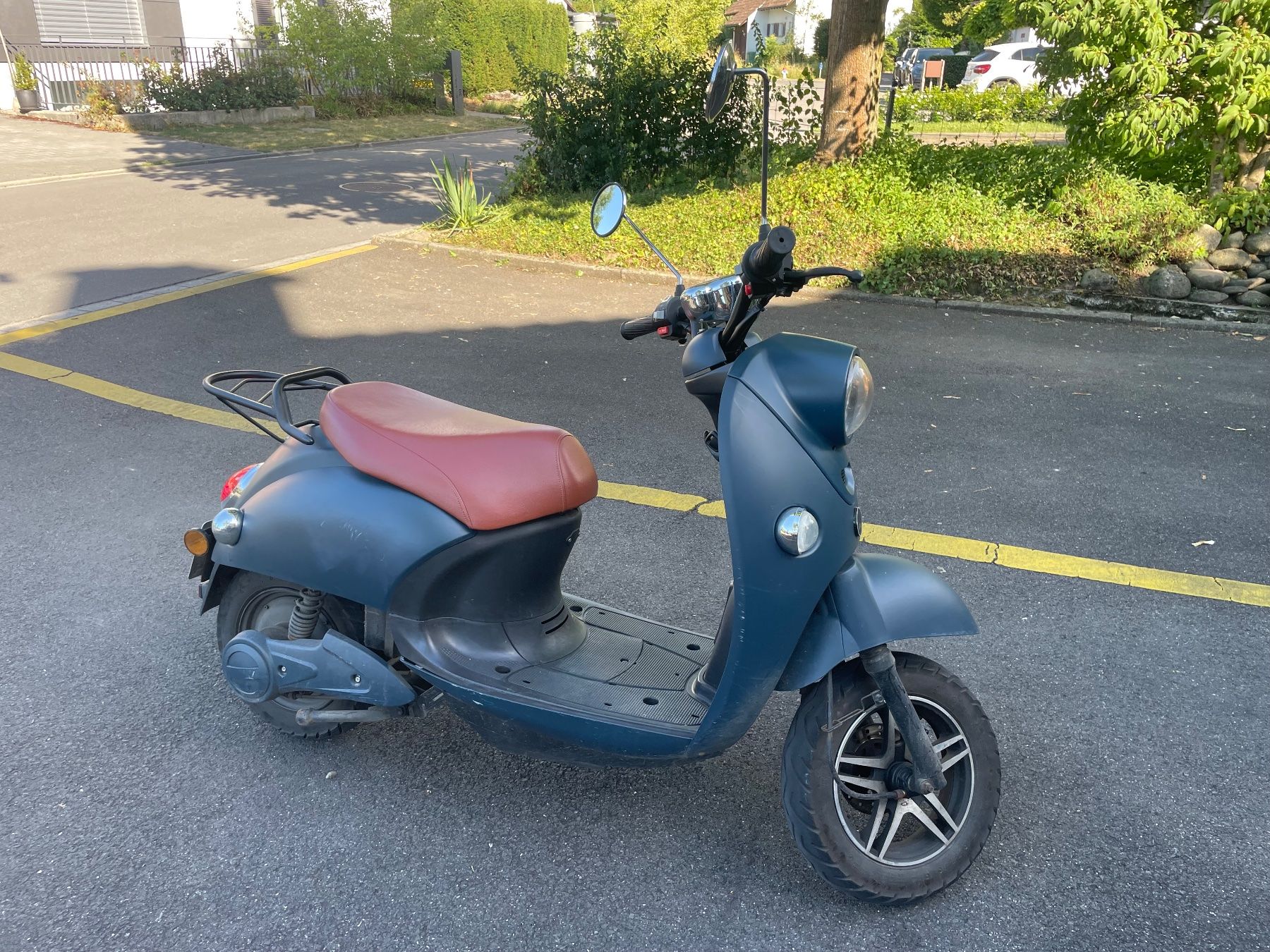 Scooters: Unu Rebell – Gebraucht aus Zug von Akstalder