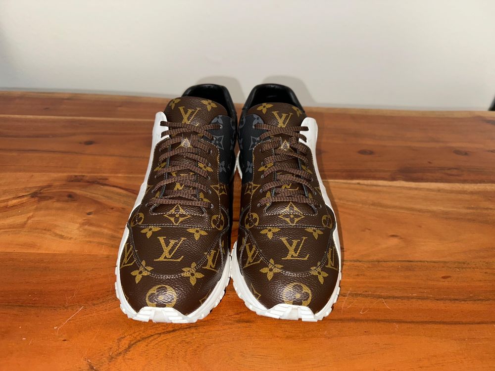 Louis Vuitton Scarpe da uomo: Louis Vuitton Run Away Sneaker 👟 Gr. 46 – Usato da Zürich venduto da swizzmember 1