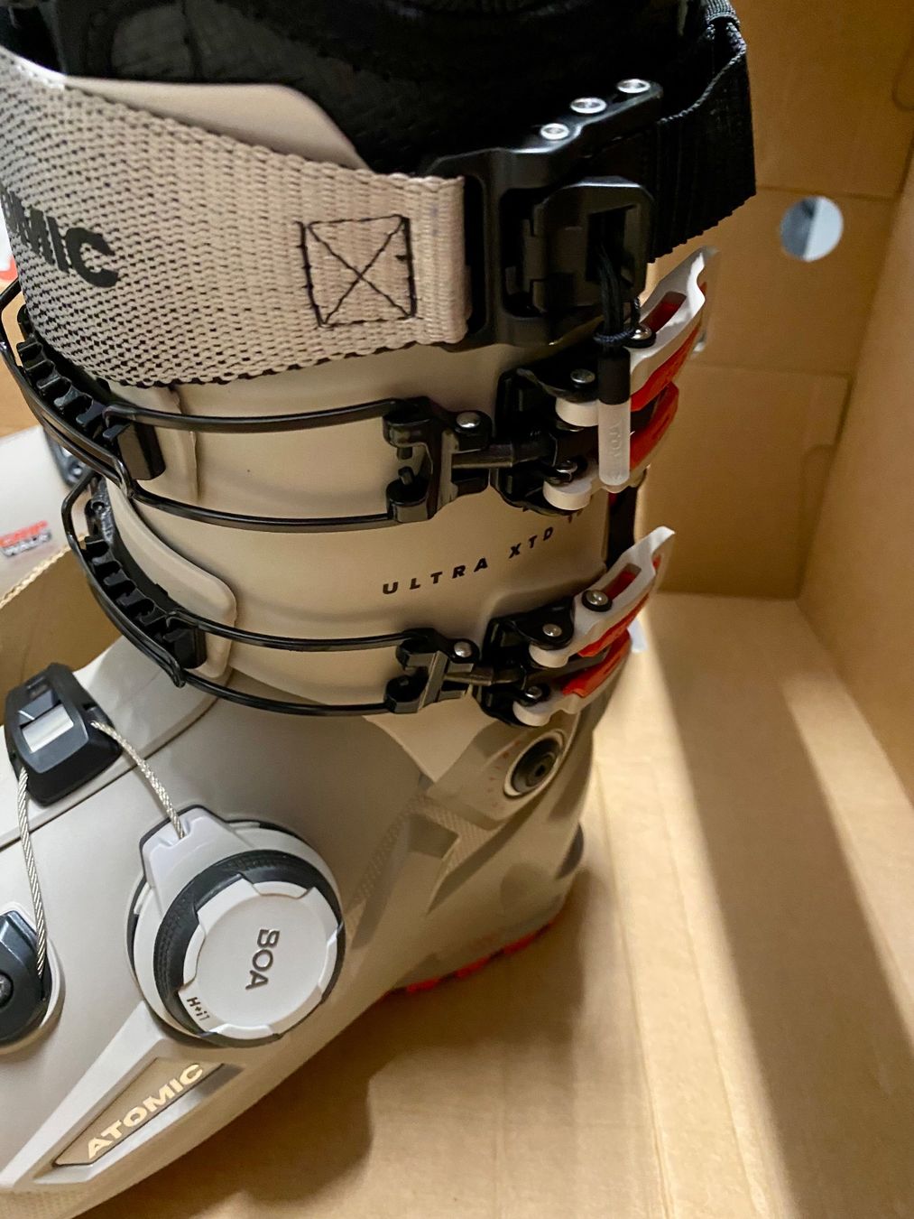 Atomic Sci: Scarponi da sci Atomic Hawx Ultra XTD 130 nuovi! – Nuovo e nell'imballaggio originale da Locarno venduto da Pierfi87 7