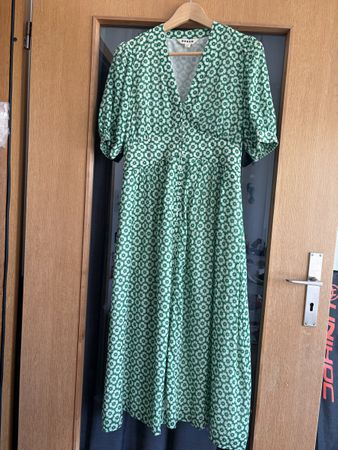Kleid von Boden wie Sézane 