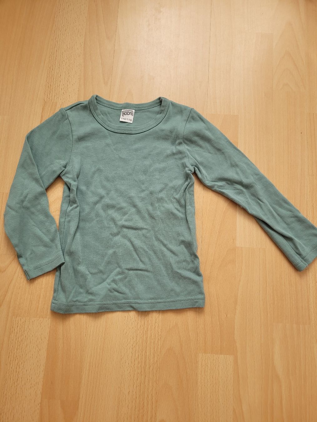 Maglioni & Felpe: Pullover gr. 110/116 – Usato da Inwil venduto da Flower2325