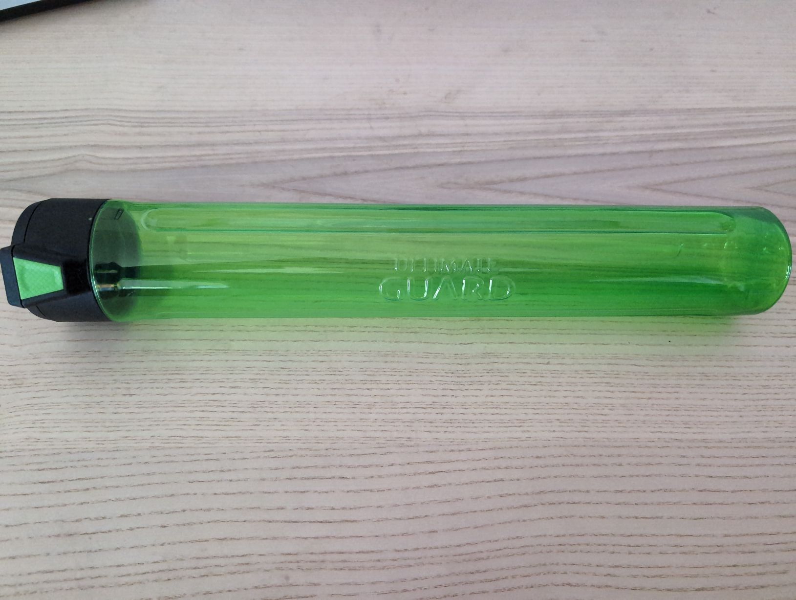 Giochi: Ultimate Guard playmat tube - Green – Usato da Zürich venduto da Kralot