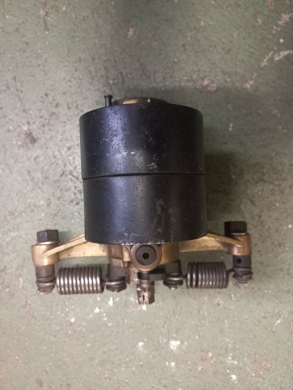 Tutti pezzi di ricambio auto: rarer Oldtimer Zündmagnet Magnetzünder Bj. ca. 1895 - 1920 2 – Usato da Dulliken venduto da mopar030