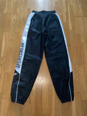 Nike - CLUB Nylon Trackpants (Grösse XS)