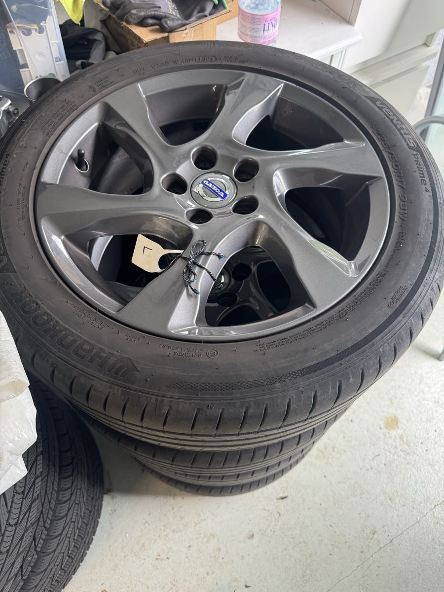 Volvo Felgen: Volvo Sommerräder – Gebraucht aus Münchenstein von krigu01