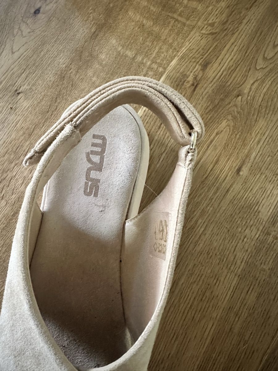 Mjus Scarpe da donna: Mjus Sandalen beige Grösse 38  – Usato da Steckborn venduto da smilla70 3