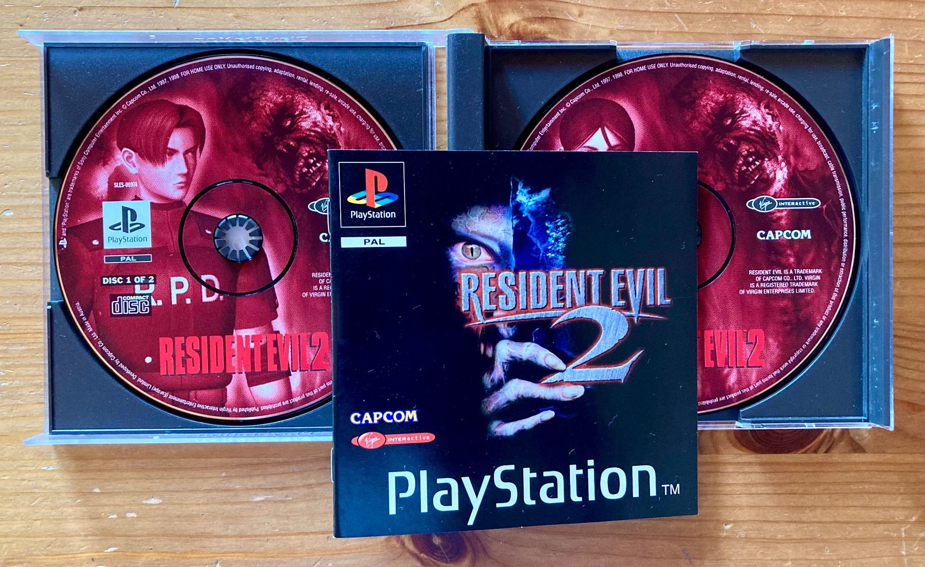 Sony Jeux: Resident Evil 2 - PS1 – D'occasion à Zürich par Djmotionch 2