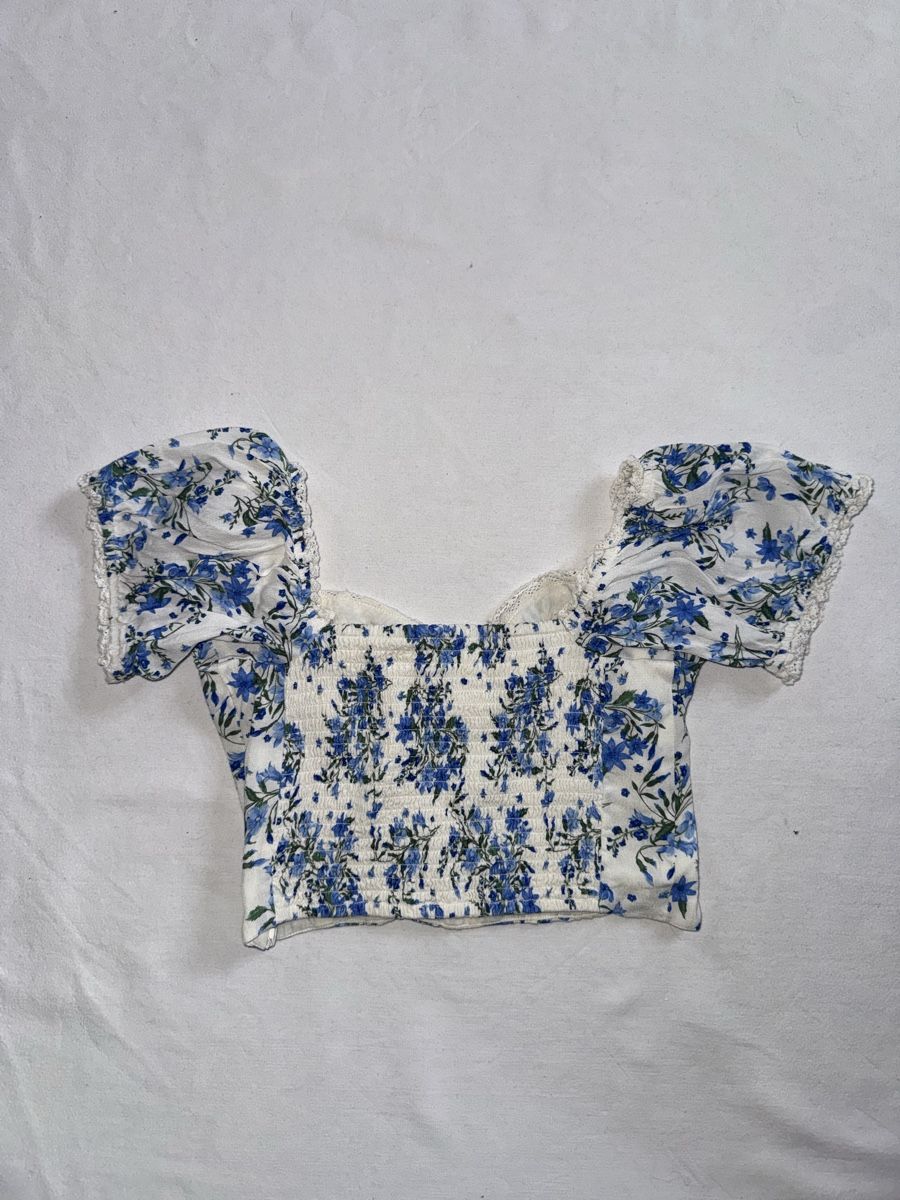 Mango Top: Geblümtes MANGO Top (Gr. XS) – Nuovo (secondo la descrizione) da Schüpfheim venduto da lil_5jzb 2