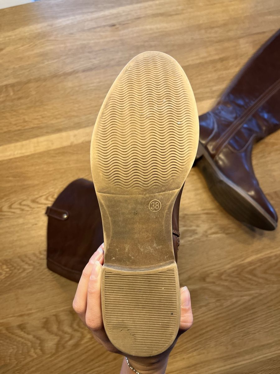 Scarpe da donna: Lederstiefel – Usato da Detligen venduto da mar_glh2 2