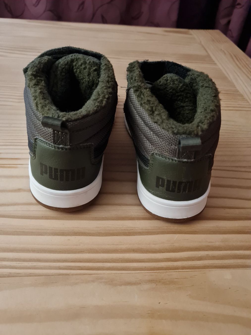 Puma Scarpe per ragazzi: Chaussures fourrées Puma (taille 34) – Usato da Châtelaine venduto da Mariabella 2