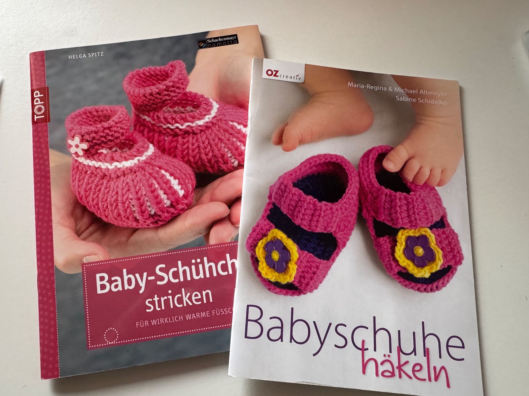 Riviste & Magazine: Babyschühchen, Strick- und Häkelheft – Usato da MURI b. Bern venduto da Anda1