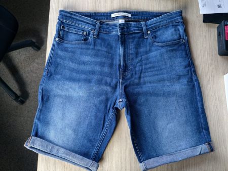 Kurze Hose Calvin Klein Jeans Grösse: 36