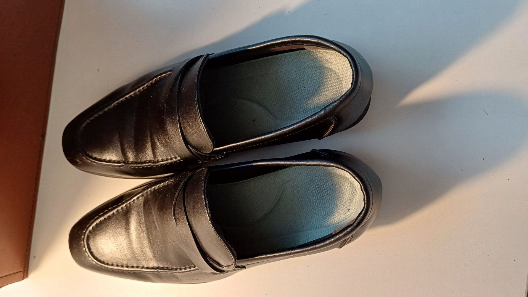 Herrenschuhe: 1 paar Schuhe Grösse 44 – Gebraucht aus Zollikerberg von Kaugo 2