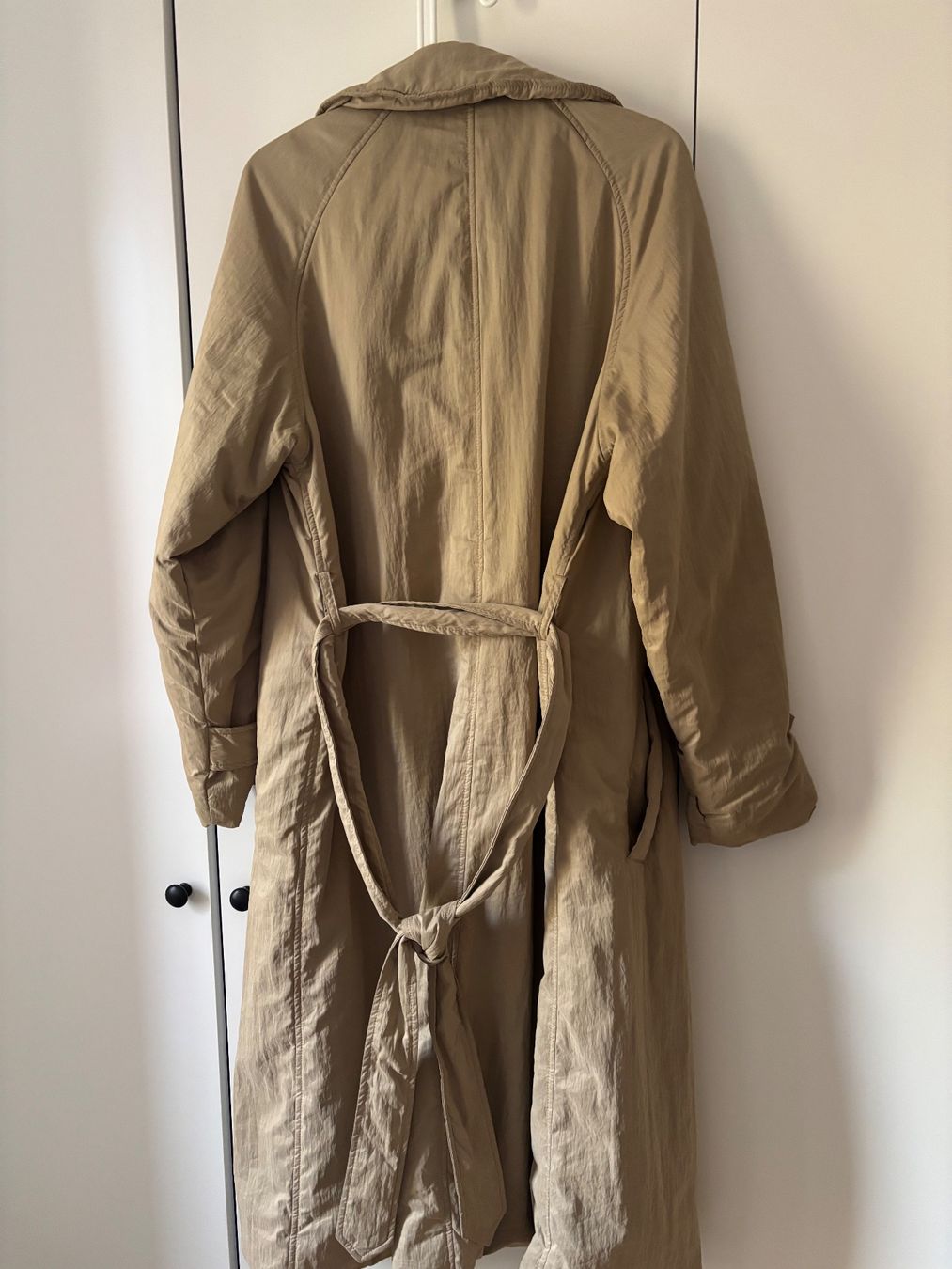Oysho Cappotti: Trench Kamel M Oysho Sport – Usato da Fribourg venduto da dafral 1