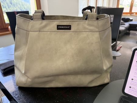 Freitag Sally F551