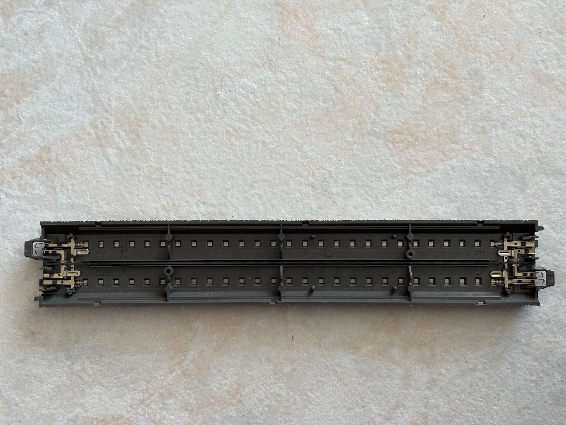 Märklin Modelleisenbahnen: 1x Marklin C 24229 Gleis – Neu (gemäss Beschreibung) aus Hauterive NE von eriamch 1