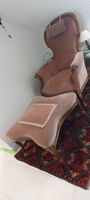 Sessel mit Hocker antik braunes Holz,pinker Bezug