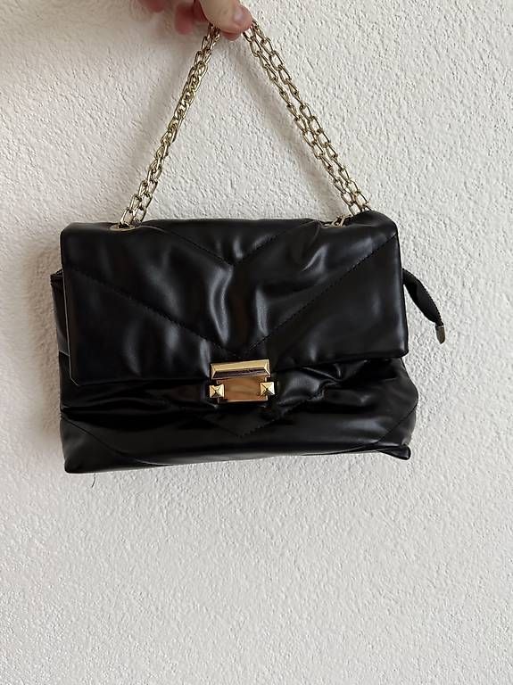 Taschen für Damen: Handtasche – Gebraucht aus Herisau von Fashionata0609