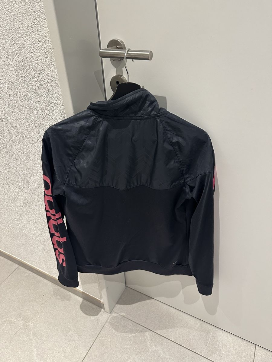 Adidas Vestes: Adidas Jacke Gr. S, neuwertig – Neuf (Voir description) à Ottenbach par Irinaberther 4