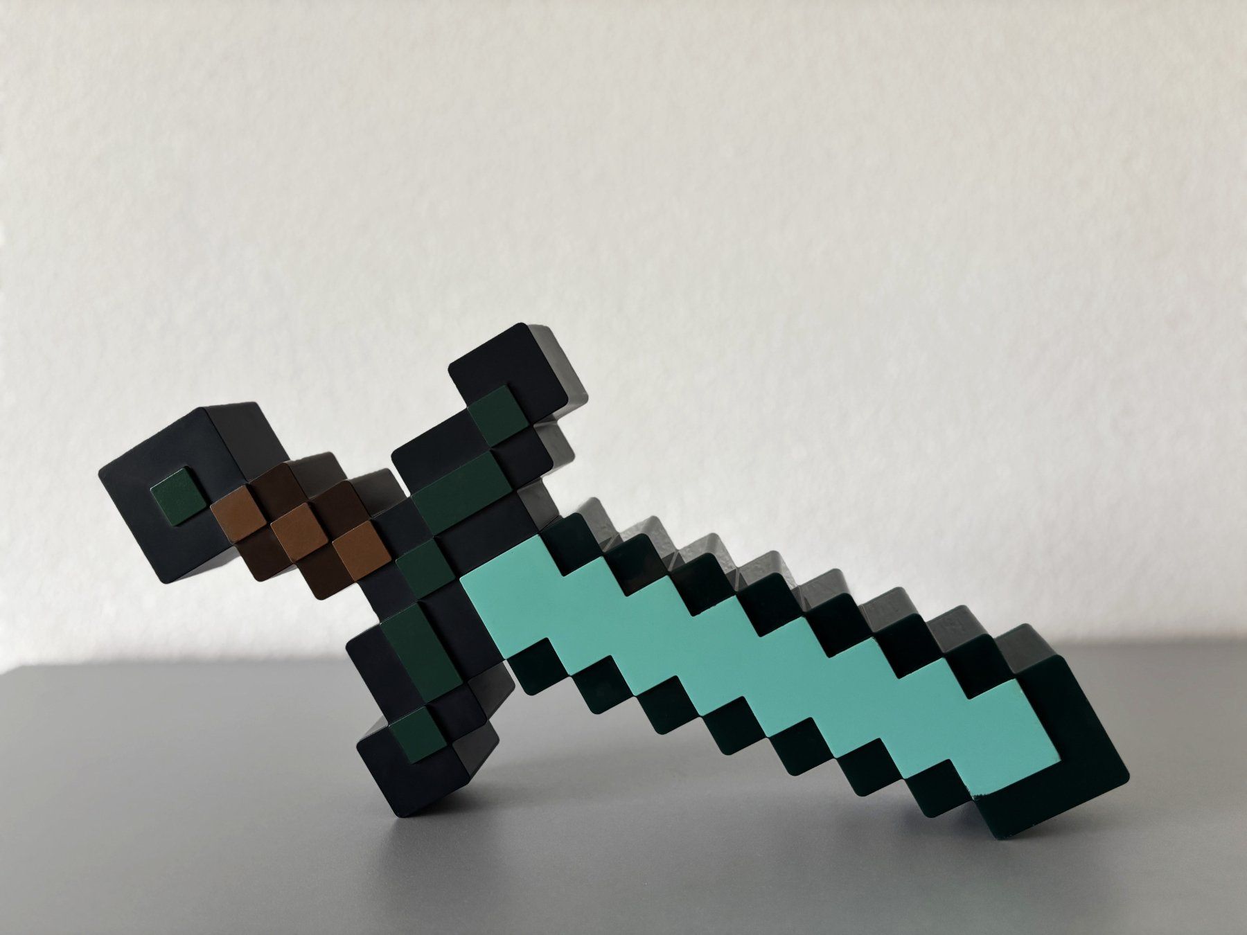 Lego Giocattoli: Minecraft® Diamantschwert Schwert – Usato da Holzhäusern ZG venduto da paula_w