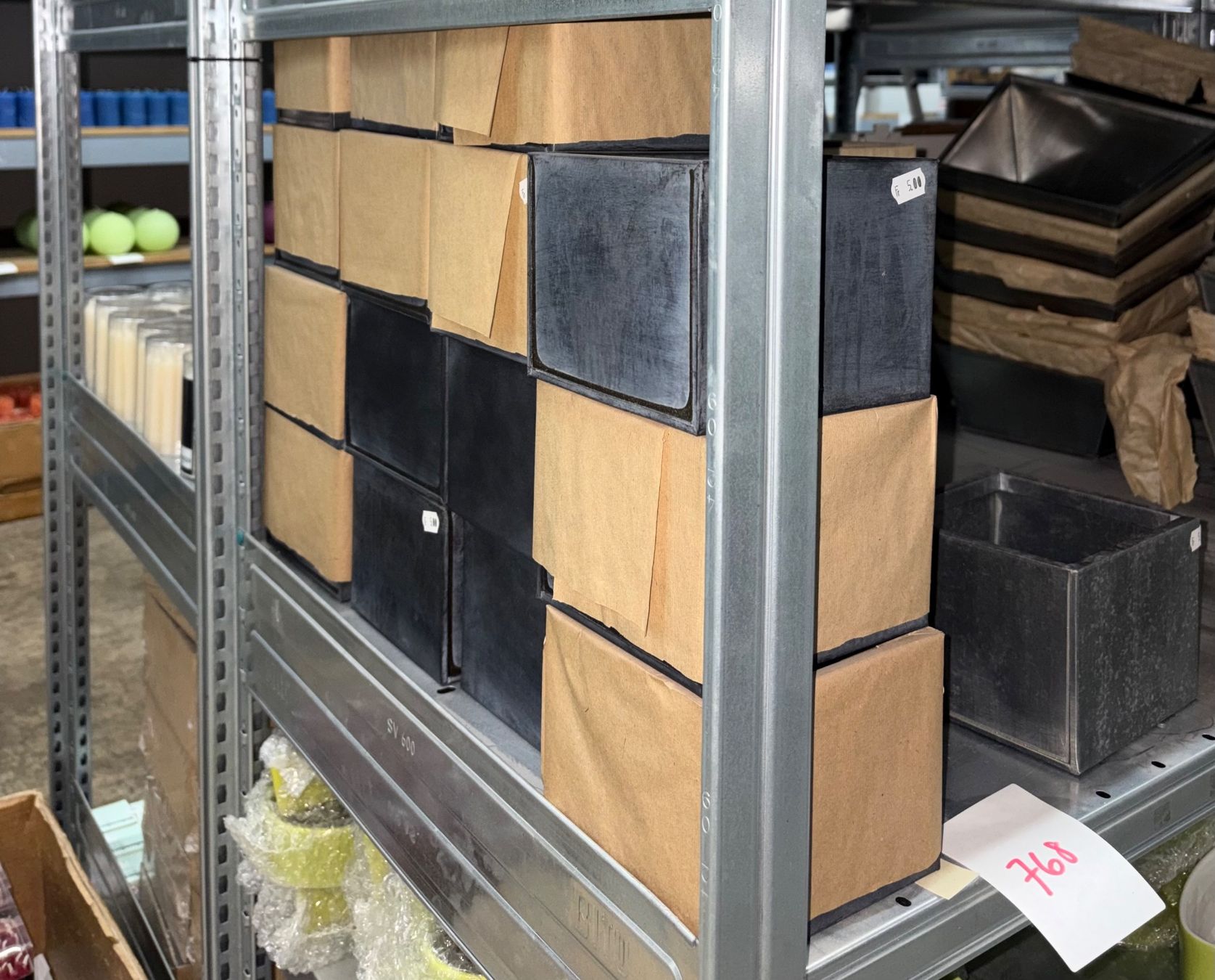 Tutte le decorazioni: 768 Posten diverses Dekomaterial aus Liquidation – Nuovo (secondo la descrizione) da Derendingen venduto da Meisterstuecke 2