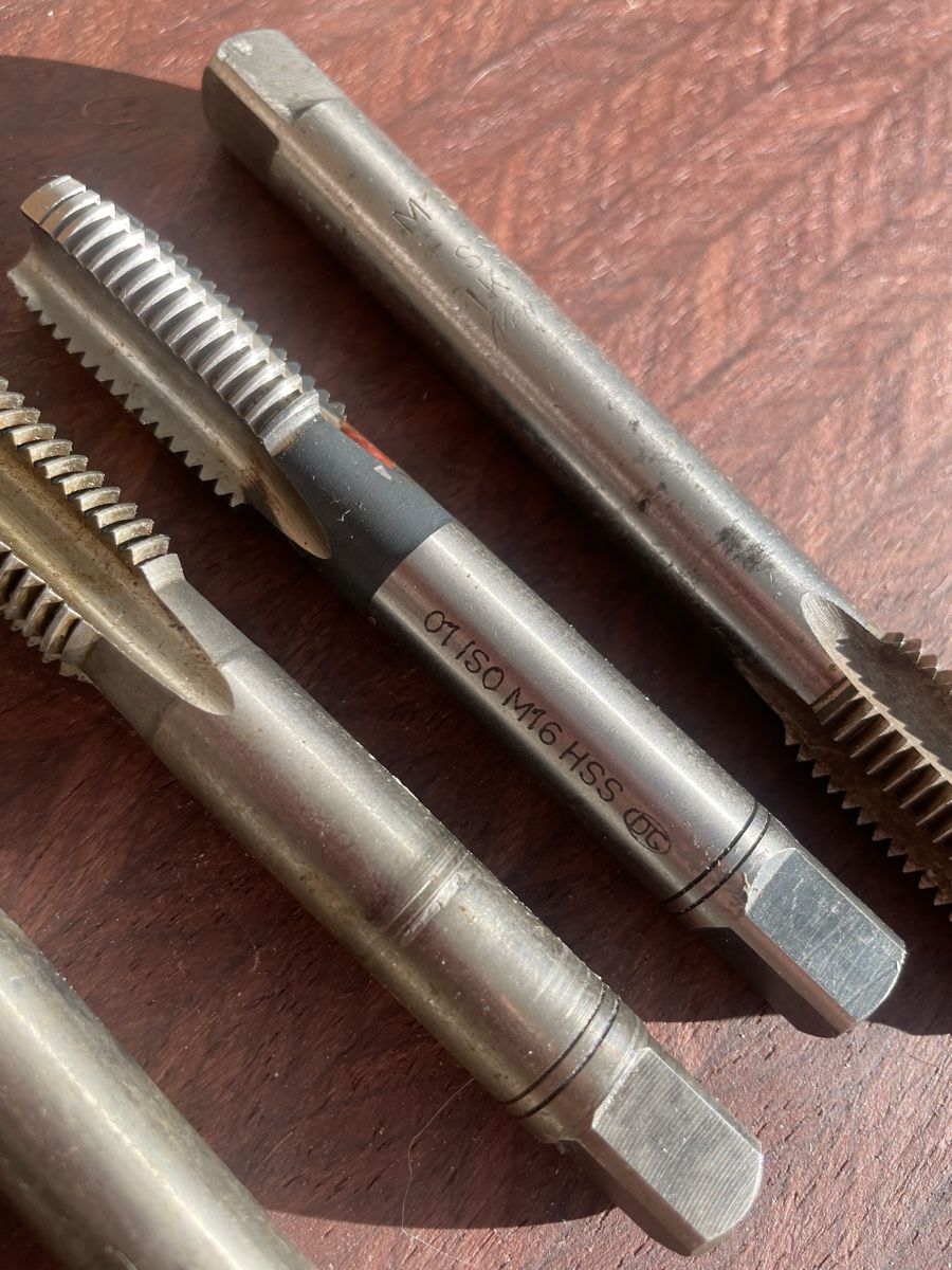 Tous les outils: Gewindebohrer M16 – Neuf (Voir description) à naters par commencal89 1