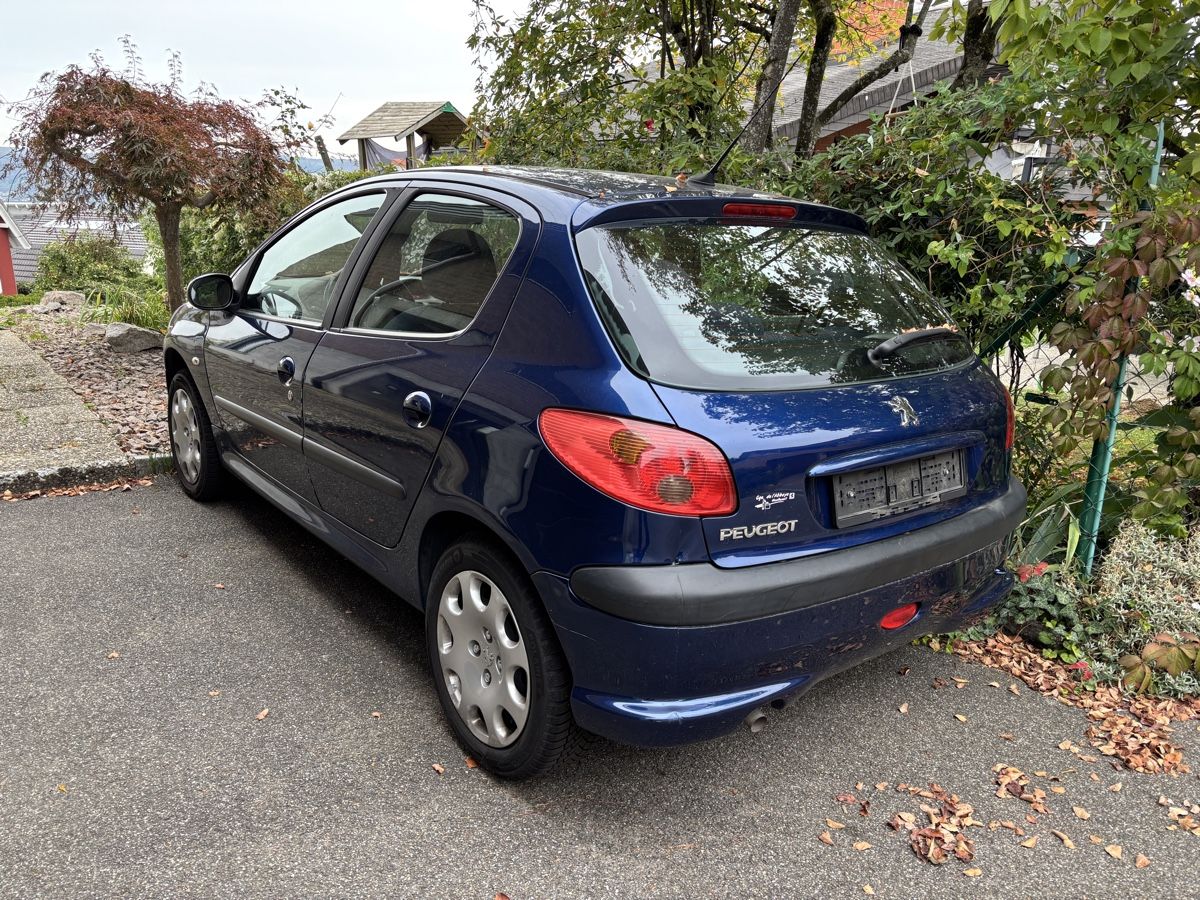 Peugeot Autos: Peugeot 206 – D'occasion à Pratteln par vmuehle1 2