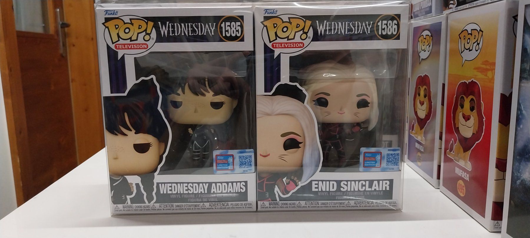 Funko Figuren: Funko POP! Wednesday 1585, 1586 2024 Fall Convention – Neu und originalverpackt aus Saxon von dan_drn5