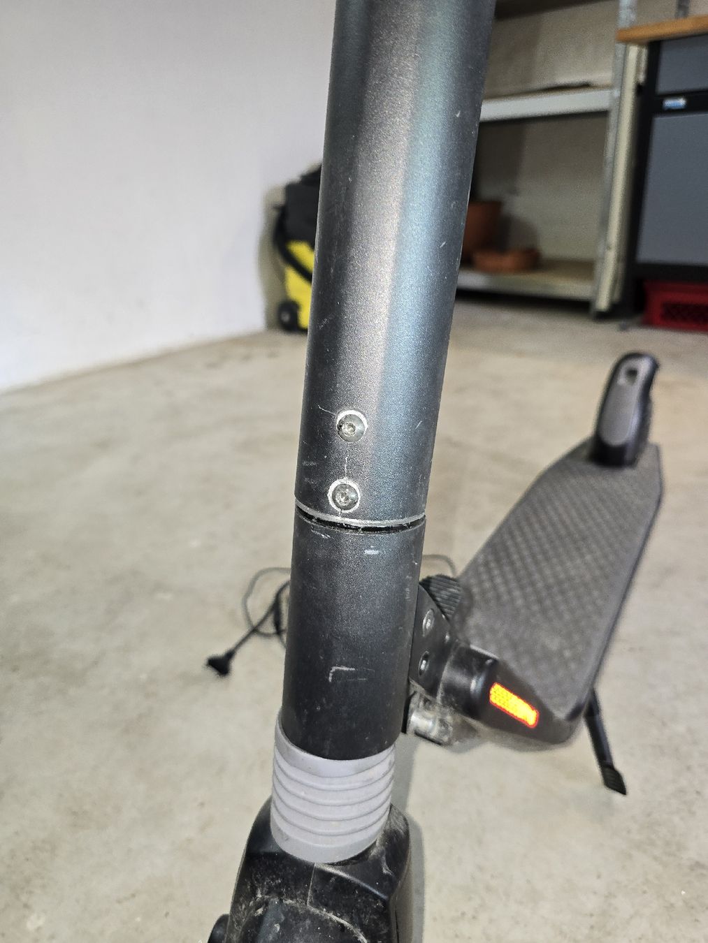 Segway Kickboard: Defektes Kickboard Ninebot ES2 mit Ladekabel – Difettoso da Kriens venduto da Pepi86 4